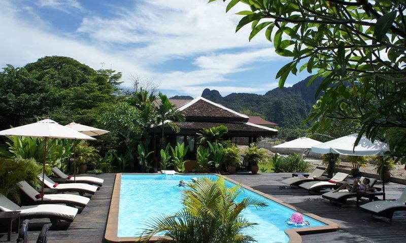 Villa Vang Vieng Riverside, Hôtel avec piscine à Vang Vieng Picture of Villa Vang Vieng Riverside
