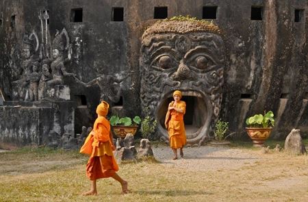 Show tours in category Innovation du parc de Bouddha pour l’année de tourisme de Laos-Chine Picture for category Innovation du parc de Bouddha pour l’année de tourisme de Laos-Chine